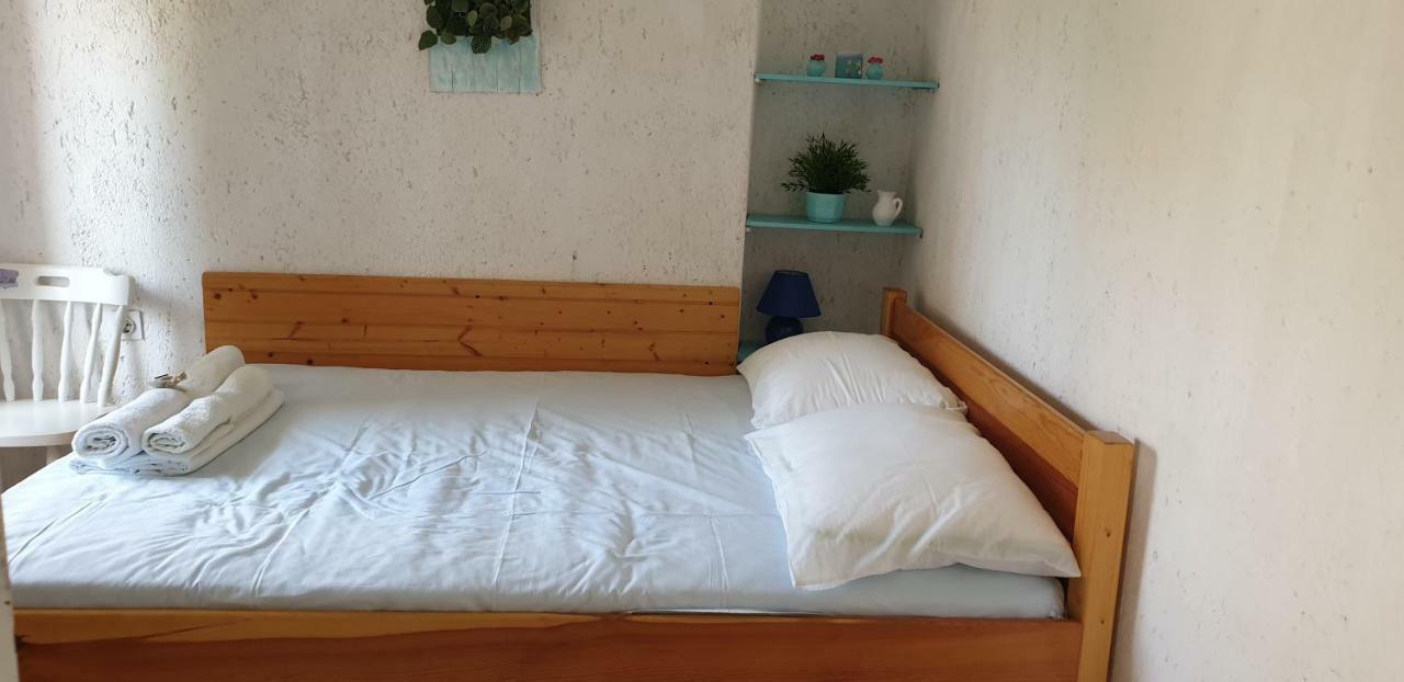 Apartment 4M Cunski Luaran gambar